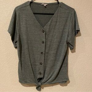Women’s button down t-shirt